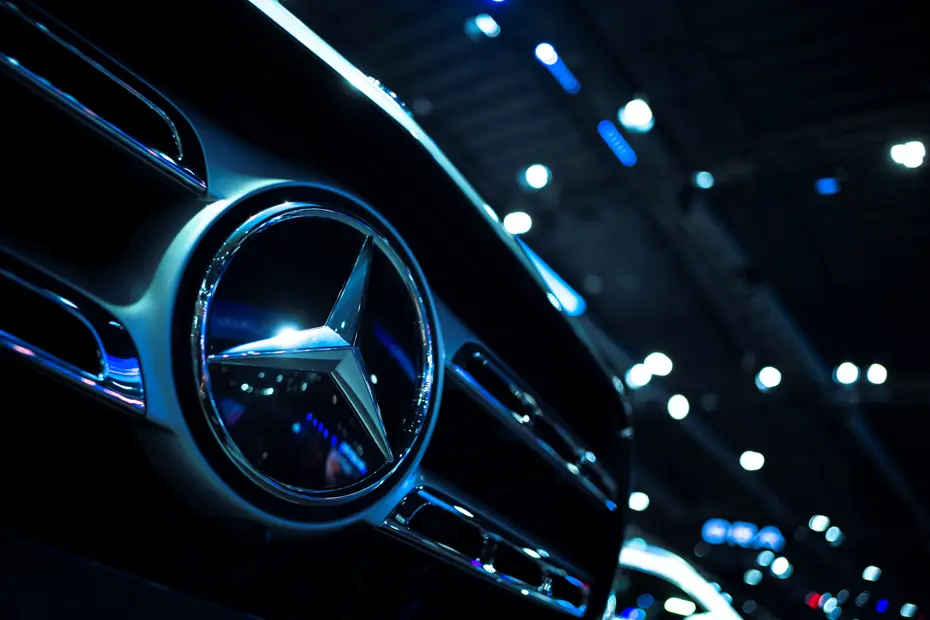 Mercedes’ten Milyarlık Hata: 310 Bin Araç Geri Çağrıldı Kapı Riski Var