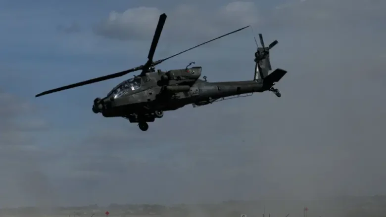 Apache helikopter