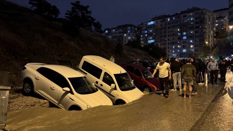 gök gürültülü sağanak