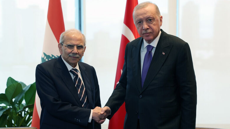 Lübnan Başbakanı Nevvaf Selam